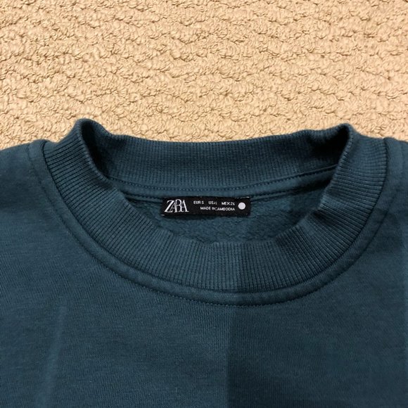 Zara Crewneck Sweatshirt - Picture 2 of 3